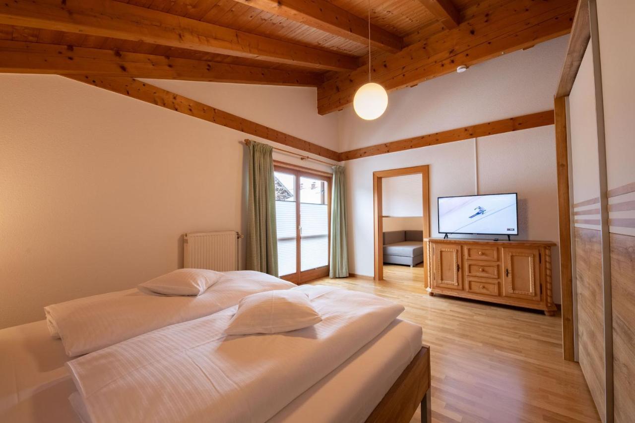 Alpen Chalet Garmisch-Partenkirchen Bagian luar foto
